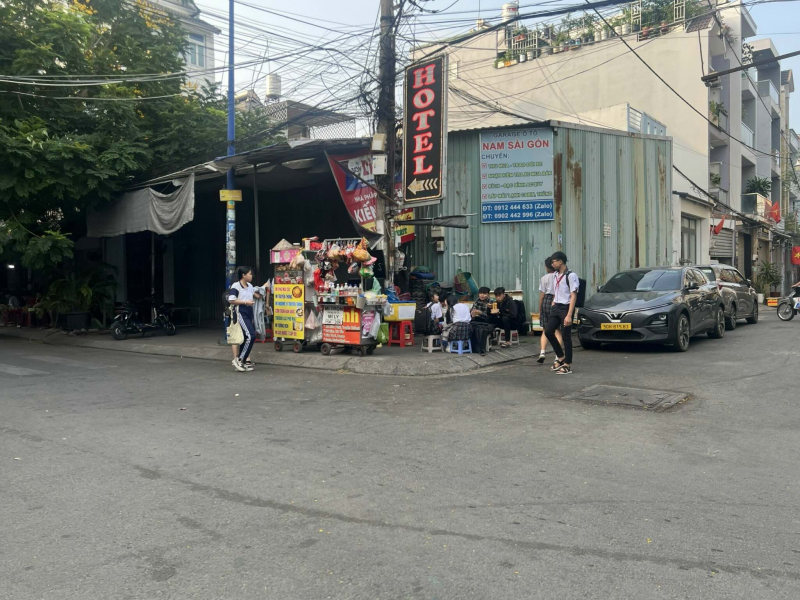 TP Hồ Chí Minh siết chặt quản lý thức ăn đường phố -0