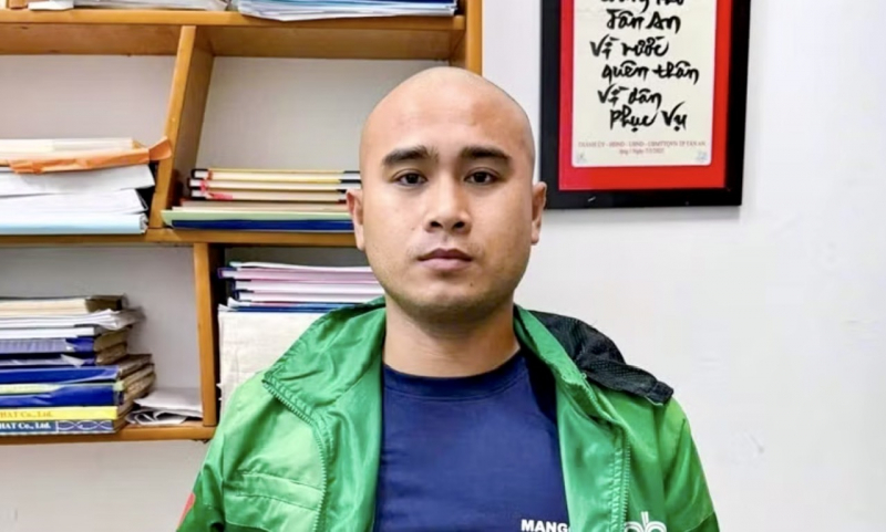 Tên cướp thay quần áo liên tục để thực hiện 3 vụ cướp dây chuyền vàng -0