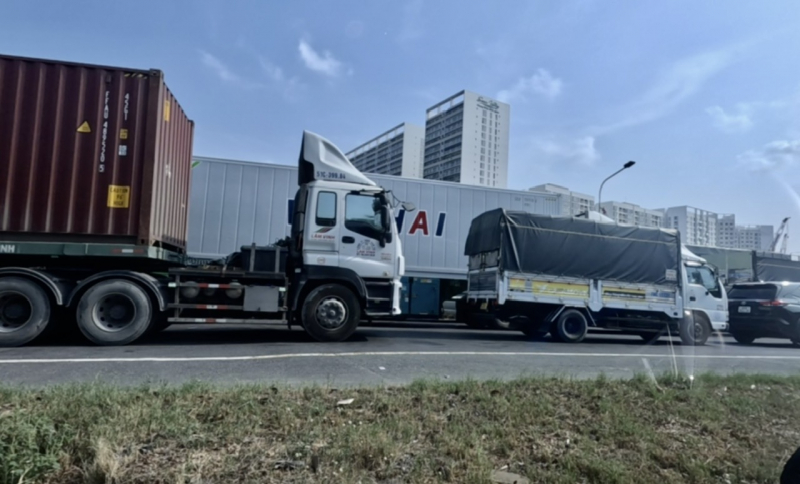 Giao thông tăng nhiệt vào chiều ngày đầu nghỉ lễ Giỗ tổ Hùng Vương -0