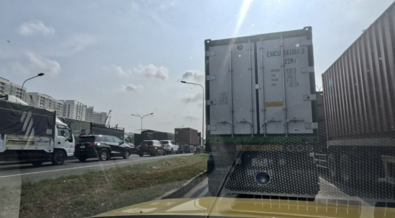 Giao thông tăng nhiệt vào chiều ngày đầu nghỉ lễ Giỗ tổ Hùng Vương -1