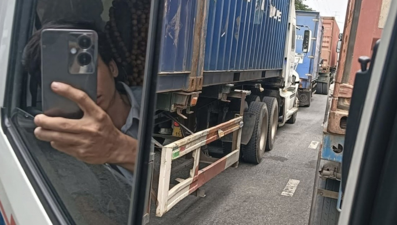 Giao thông tăng nhiệt vào chiều ngày đầu nghỉ lễ Giỗ tổ Hùng Vương -2