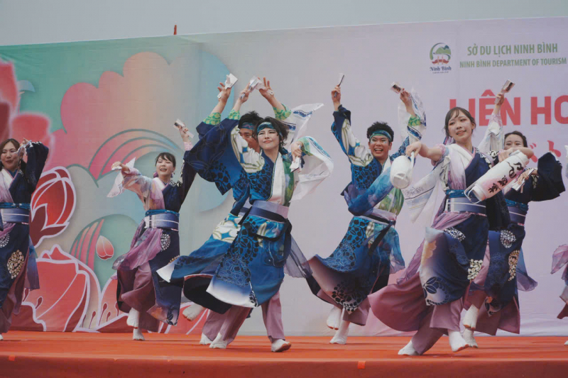 818 vũ công Việt Nam, Nhật Bản trình diễn tại Liên hoan Yosakoi Việt Nam -4