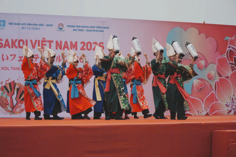 818 vũ công Việt Nam, Nhật Bản trình diễn tại Liên hoan Yosakoi Việt Nam -5