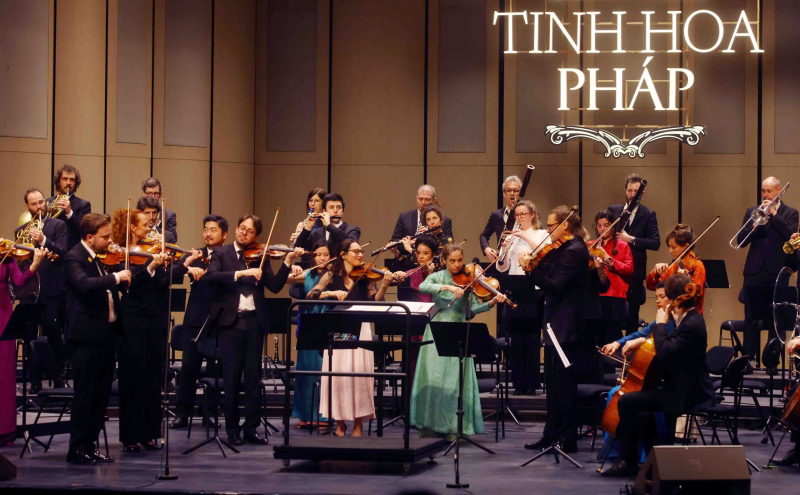 Cảm nhận trọn vẹn “Tinh hoa Pháp” trên sân khấu Nhà hát Hồ Gươm -0