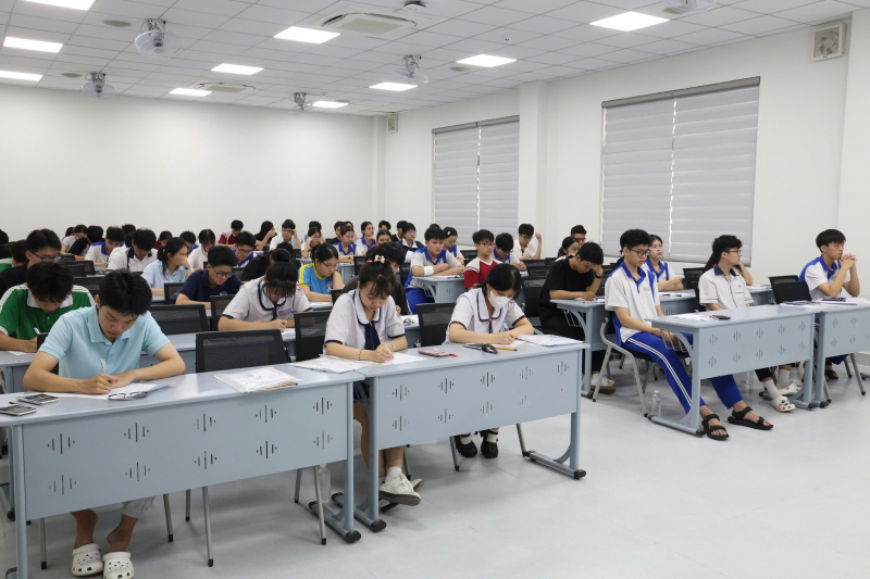 Hơn 170.000 thí sinh đăng ký Kỳ thi đánh giá năng lực đợt 2 -0
