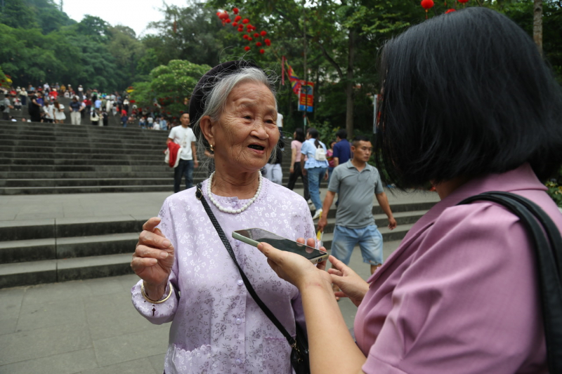 Bình yên mùa lễ hội - lan tỏa cảm xúc thiêng liêng nơi đất Tổ -0