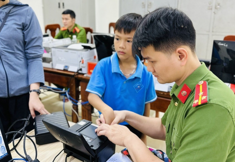 Lan tỏa tinh thần “Ba nhất” qua những ngày làm việc xuyên lễ -0