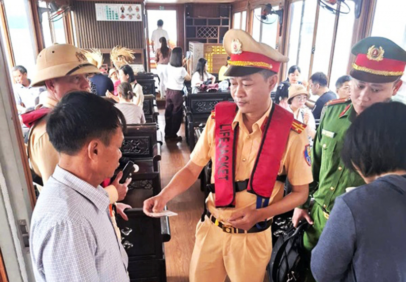 Chủ động bảo đảm trật tự, an toàn giao thông để người dân vui chơi dịp nghỉ Lễ 30/4 – 1/5 -0