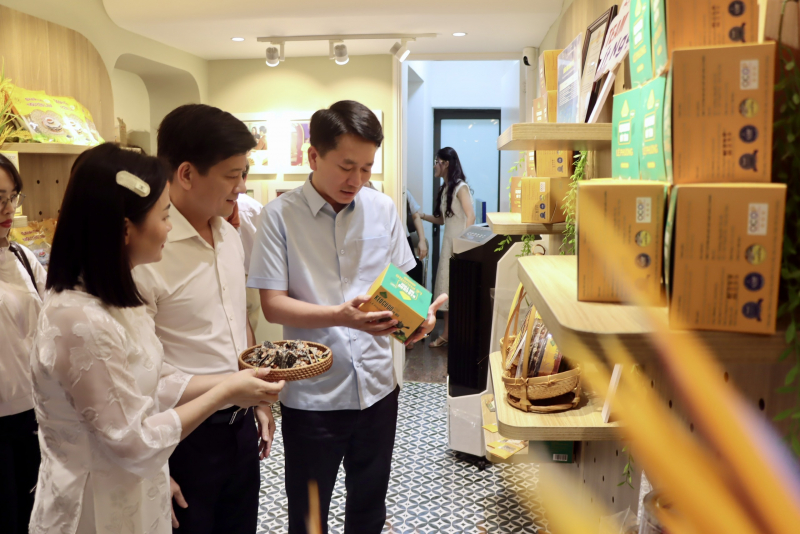 Livestreams mở lối cho đặc sản vùng miền vươn xa -1