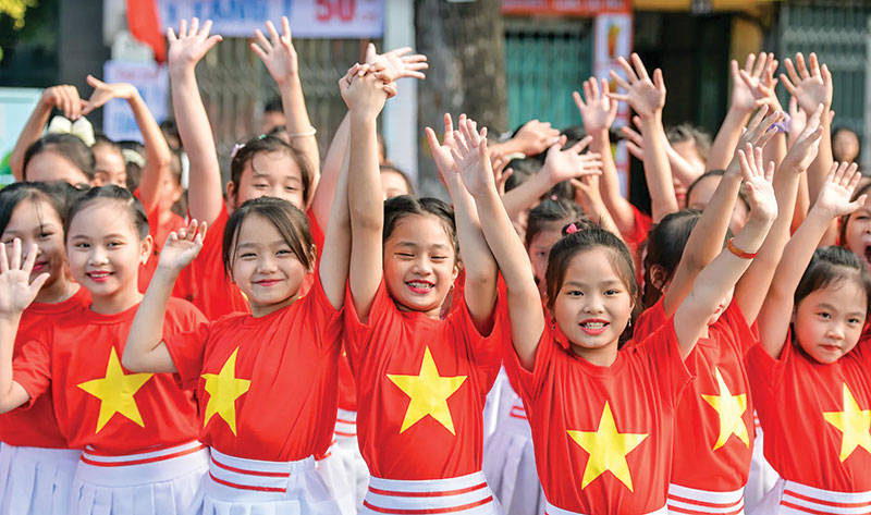 DDB2- Tiếp nối ngọn lửa ngày Đại thắng, vững bước tới tương lai rạng rỡ -1