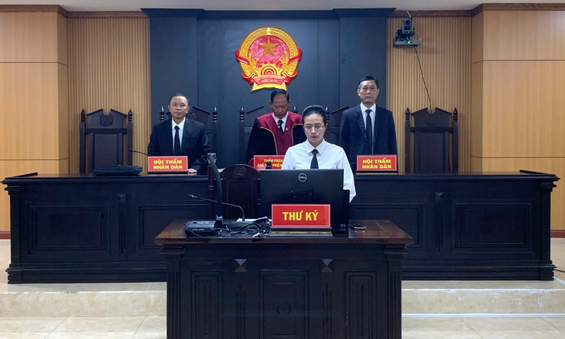 Tuyên phạt Nguyễn Đình Thắng 11 năm tù về tội khủng bố -0