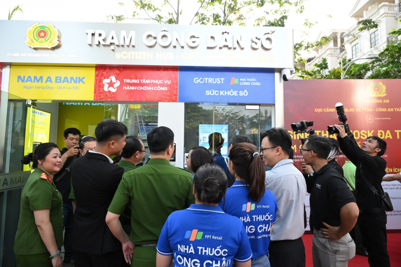 “Trạm công dân số”: Bước chuyển mình đột phá, đưa dịch vụ công đến tận tay người dân -0