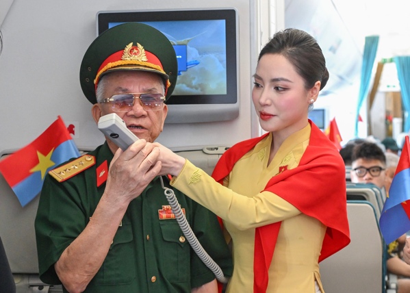 Hành trình nối dài những dòng hồi ức và khát vọng -1