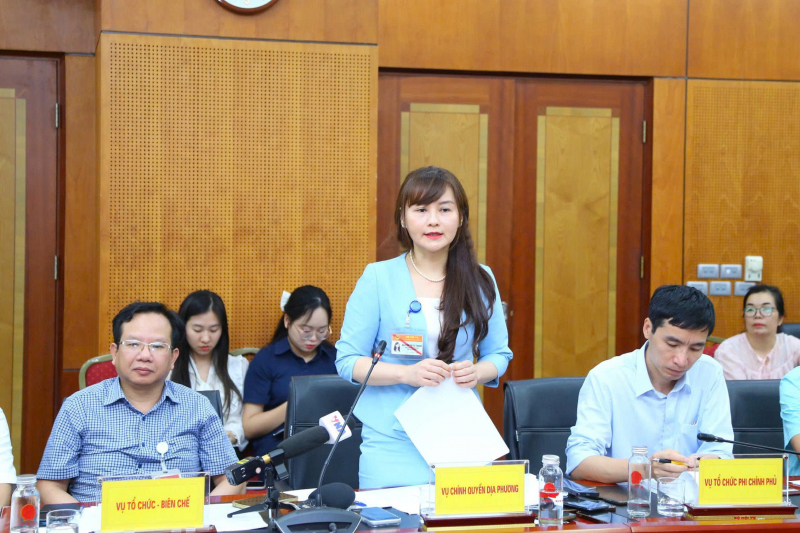 Hệ thống dữ liệu chưa đồng bộ, nhân lực vừa yếu vừa thiếu khiến chính quyền 2 cấp vận hành chưa “mượt” -0