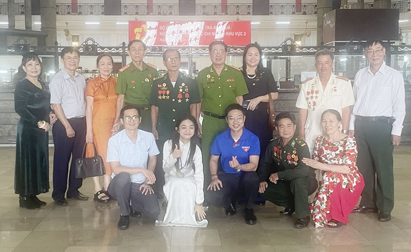 Gặp lại những người bảo vệ kho vàng Ngày Giải phóng -0