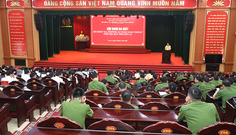 Quyết tâm xây dựng xã phường an toàn giao thông trên địa bàn Sơn La -0