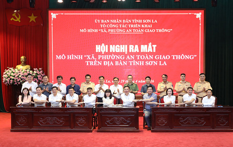 Quyết tâm xây dựng xã phường an toàn giao thông trên địa bàn Sơn La -0