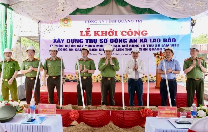 Bình yên vùng biên Lao Bảo -2