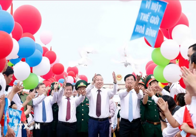 Tổng Bí thư, Chủ tịch nước Tô Lâm dự Lễ thượng cờ 