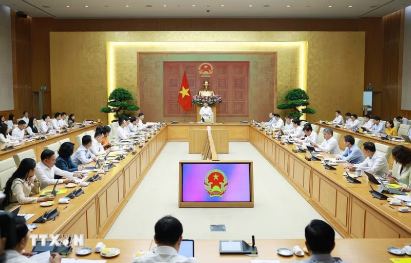 Thủ tướng: Ổn định kinh tế vĩ mô là móng nhà, phải gia cố vững chắc trước khi xây thêm tầng -0