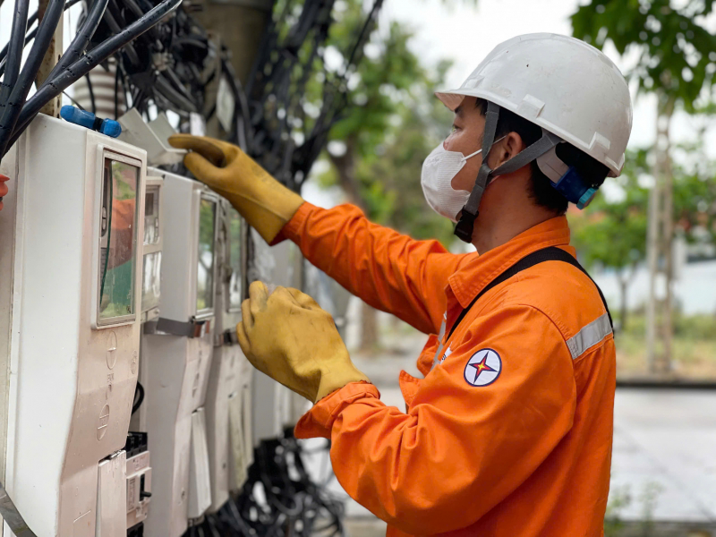 Chung tay tiết kiệm năng lượng, giữ nhịp vận hành hệ thống điện -0