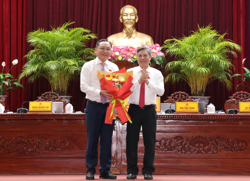 z7773682795581_5b38e47518c1210664434ffa26ae7e2e.jpg -0