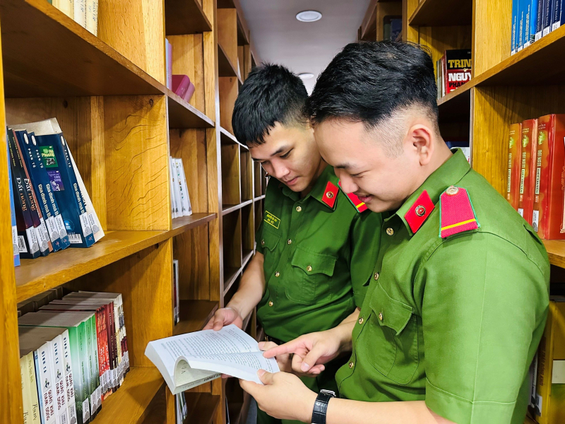 Lan toả mạnh mẽ phong trào đọc và phát triển văn hoá đọc trong CAND -0