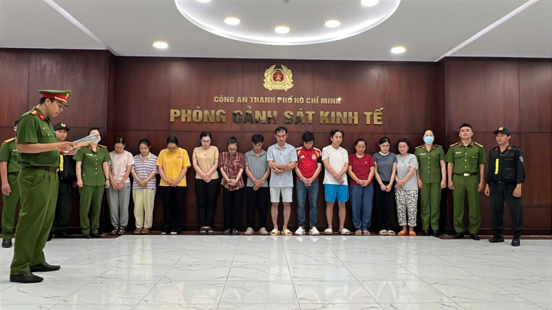 Triệt phá đường dây mua bán hóa đơn 