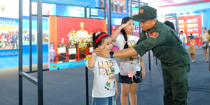 Triển lãm “80 năm An ninh nhân dân – Lá chắn bình yên”: Bản hùng ca giữa lòng Đà Nẵng -2