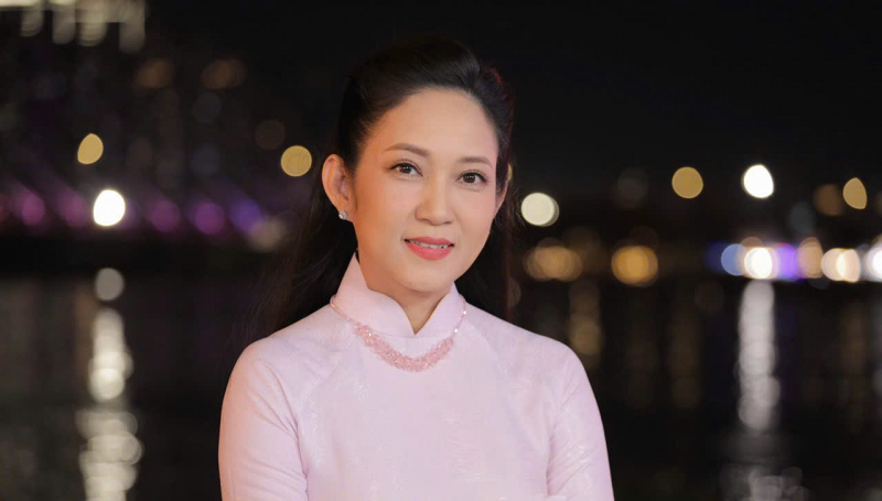 nsnd thanh thúy - người đã thể hiện xuất sắc ca khúc mùa xuân đầu tiên.jpg -0