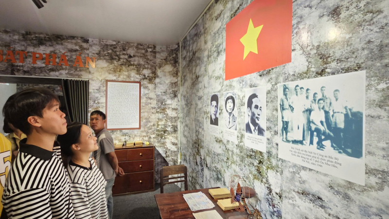 Triển lãm “80 năm An ninh nhân dân – Lá chắn bình yên”: Bản hùng ca giữa lòng Đà Nẵng -2