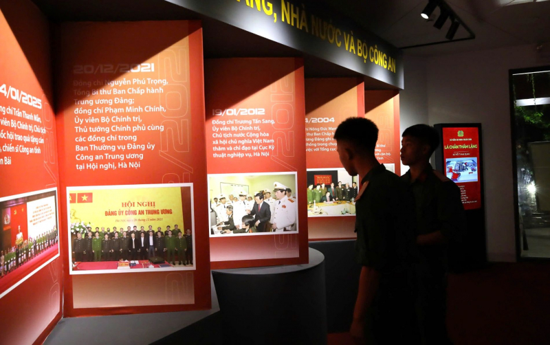 Triển lãm “80 năm An ninh nhân dân – Lá chắn bình yên”: Bản hùng ca giữa lòng Đà Nẵng -0