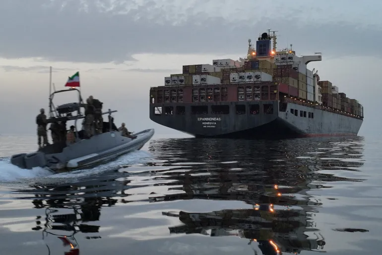 Mỹ duy trì phong tỏa hải quân Iran -0