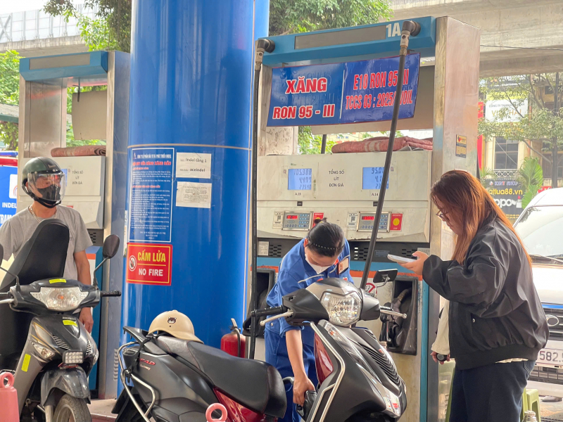 Cắt giảm nhiều thủ tục hành chính, điều kiện kinh doanh trong lĩnh vực xăng dầu -0