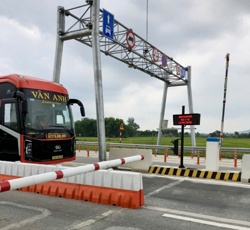 Sẽ xử lý dứt điểm các vướng mắc kỹ thuật trong thu phí không dừng trong tháng 5 -0