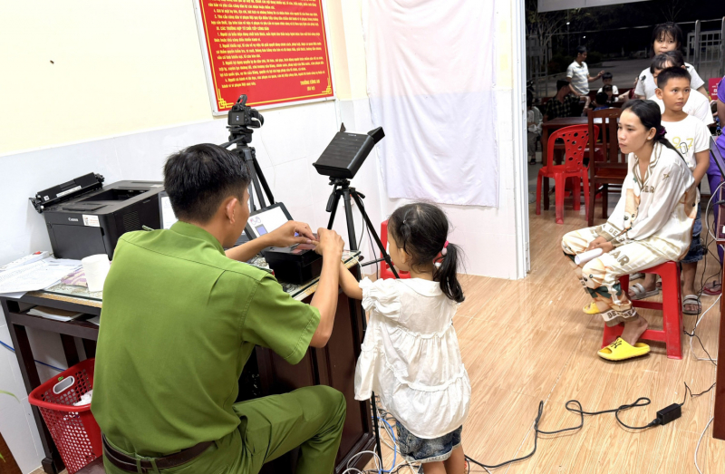 Những cán bộ, chiến sĩ không có ngày nghỉ -3