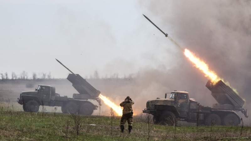 Nga tiến công sâu vào phòng tuyến, mở rộng kiểm soát ở Donetsk -0