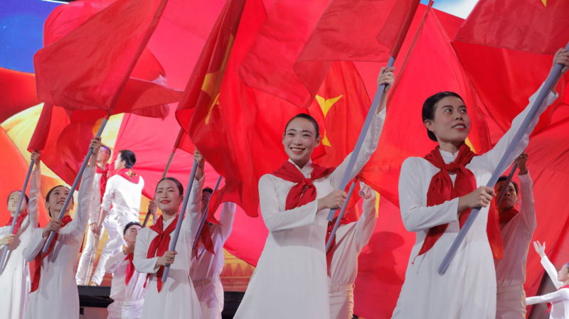 Gala “Tổ quốc bình yên” - Bản hùng ca trên dòng sông Hàn -0