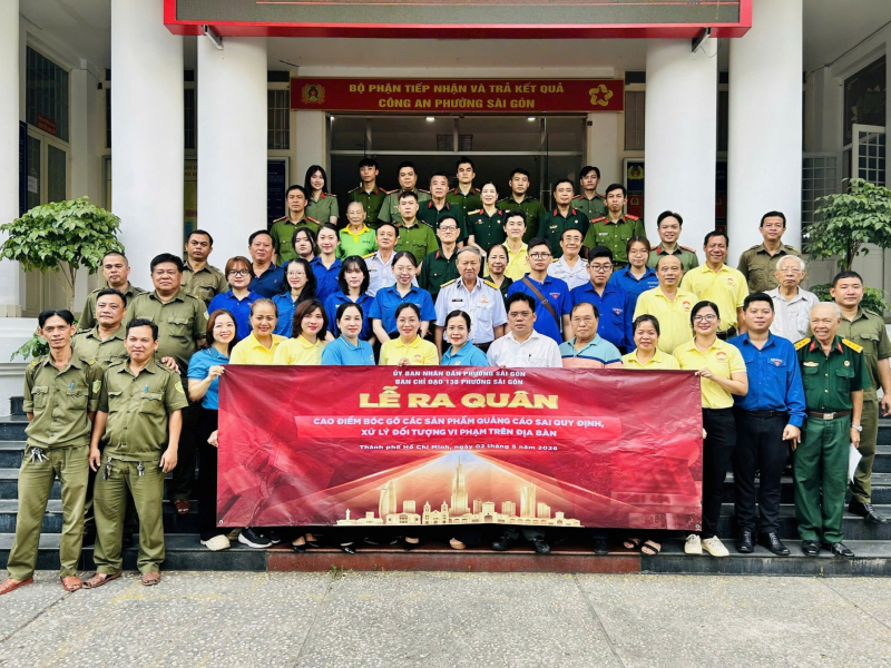 TP Hồ Chí Minh: Đồng loạt ra quân cao điểm bóc xóa quảng cáo sai quy định  -1