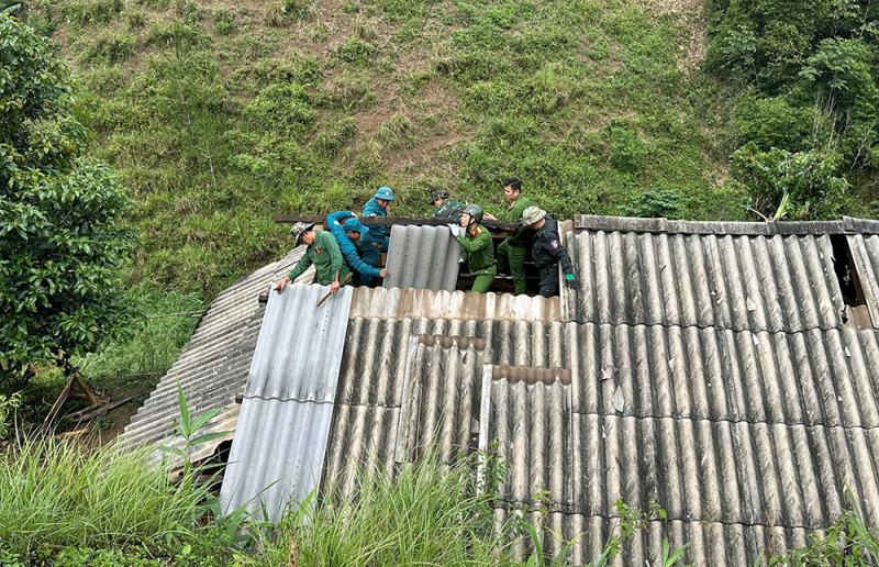 Sưởi ấm lòng dân nơi bản cao -0