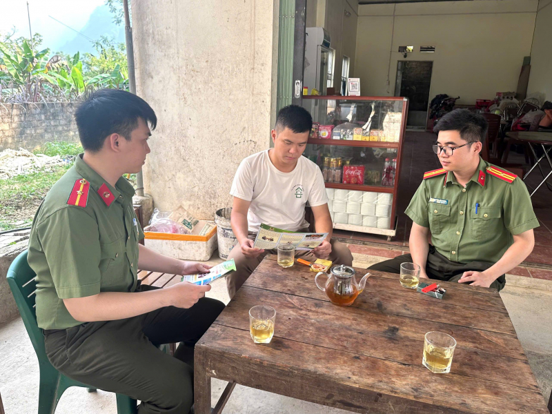 Đẩy mạnh tuyên truyền pháp luật ở vùng cao, biên giới Cao Bằng  -0
