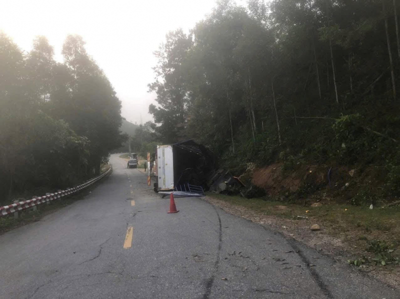 Quảng Ngãi: Tai nạn giao thông đặc biệt nghiêm trọng tại đèo Violak khiến 3 người thương vong -0