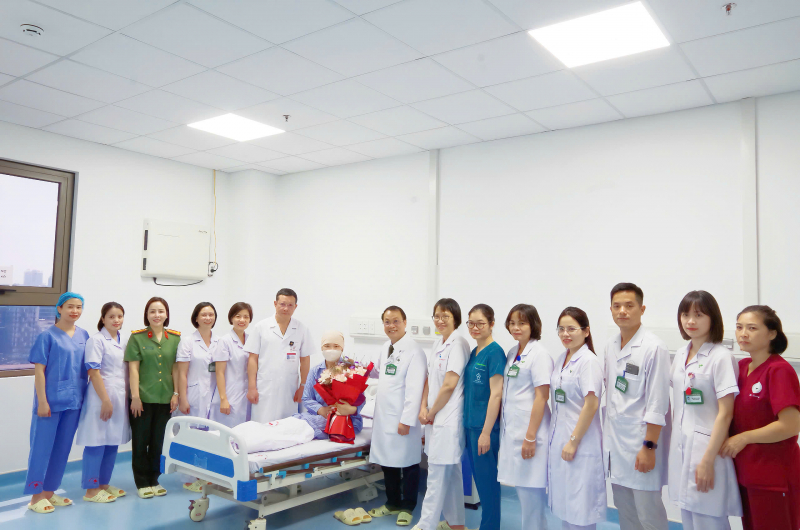 Bệnh viện 19-8 ghép tế bào gốc cứu bệnh nhân u lympho rất nặng -0