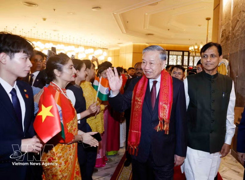 Party General Secretary, State President To Lam begins state visit to India -0
