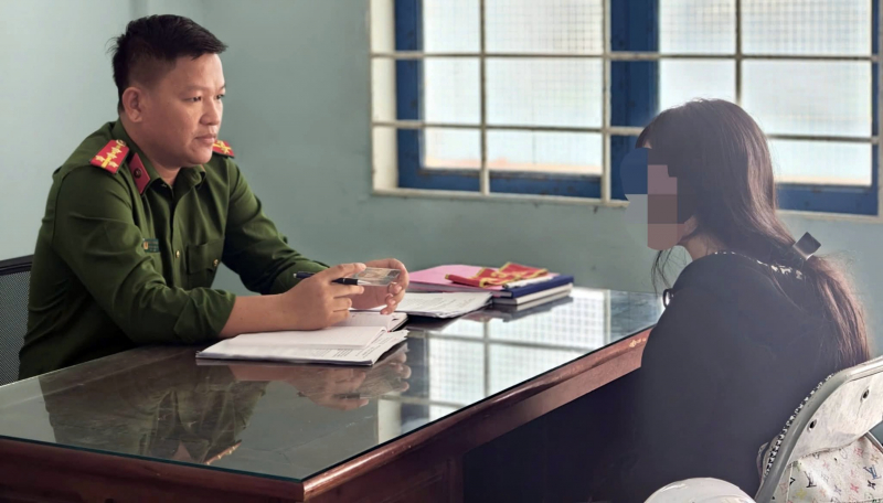 Công an xã kịp thời ngăn chặn vụ lừa đảo thiếu nữ đi làm “việc nhẹ, lương cao” -0