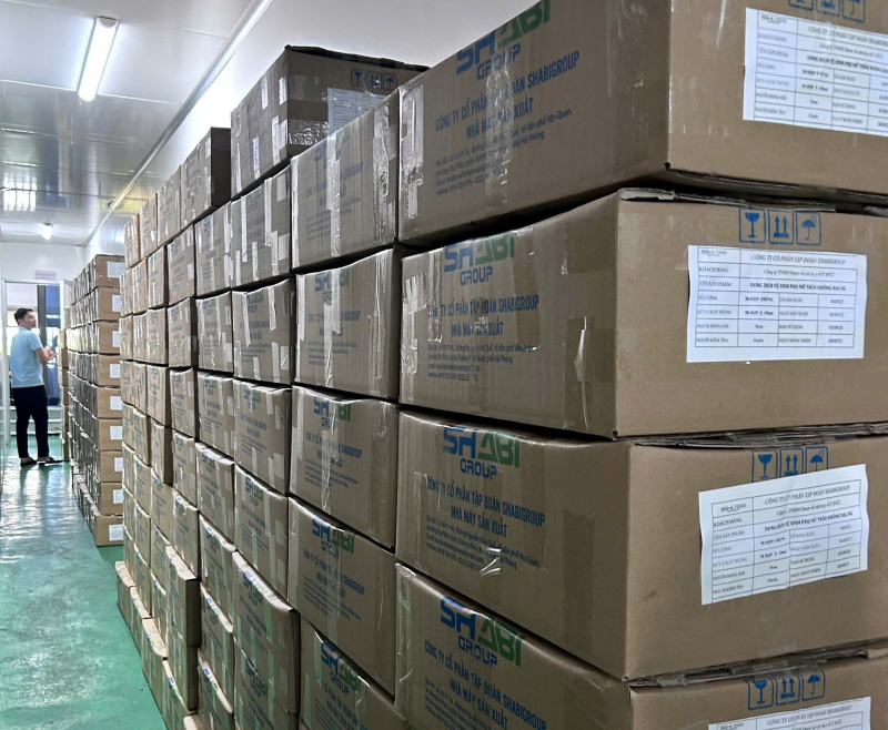 Triệt phá ổ sản xuất hàng giả núp bóng doanh nghiệp -0