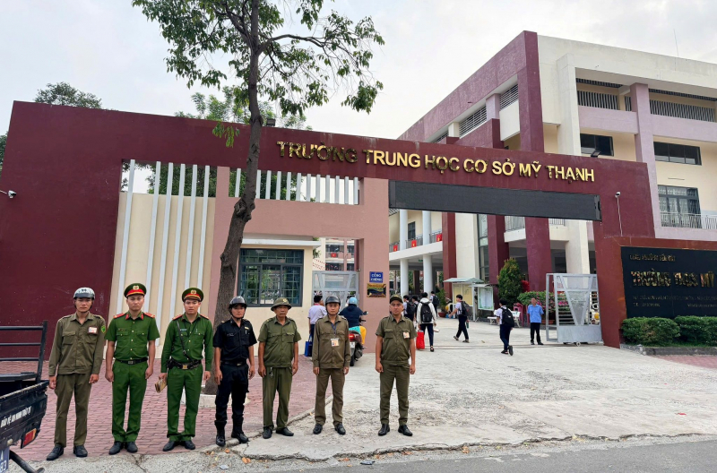 Quyết tâm lập lại trật tự đô thị: “Cuộc chiến” không khoan nhượng với vi phạm lòng, lề đường -0
