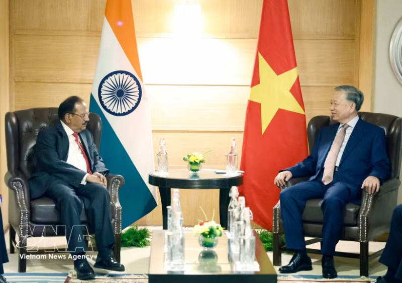Top Vietnamese leader receives Indian National Security Advisor in New Delhi -0