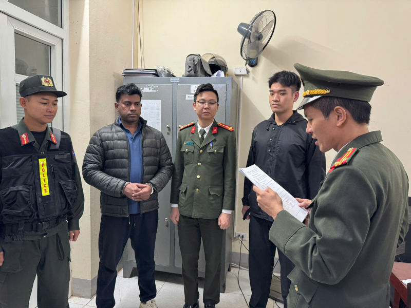 Tạm giam Chủ tịch Hội đồng Viện Khoa học quản lý giáo dục (IEMS) lừa đảo tổ chức thi, cấp chứng chỉ ngoại ngữ tiếng Anh giả -0
