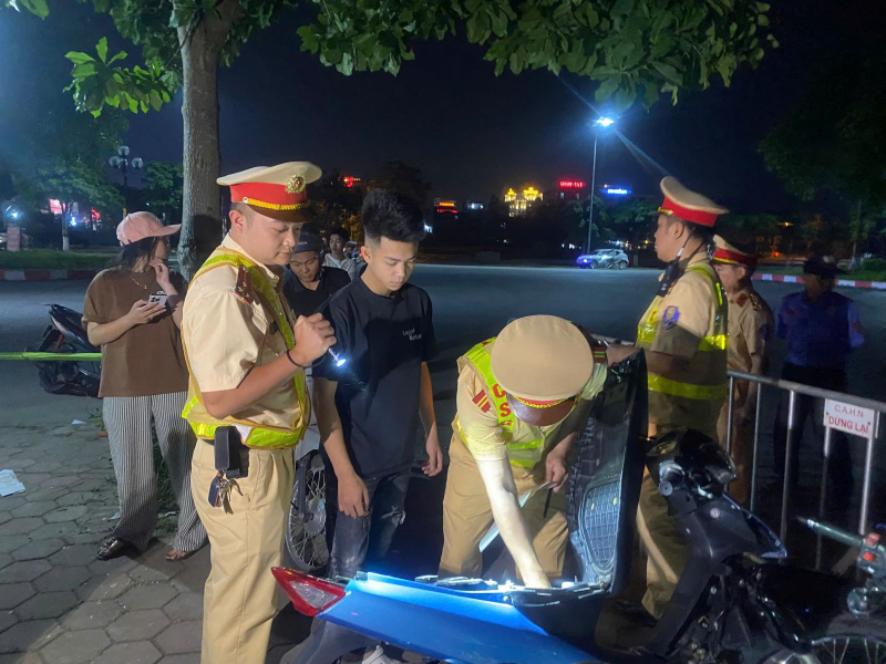Ninh Bình quyết liệt xử lý thanh, thiếu niên vi phạm trật tự an toàn giao thông -0